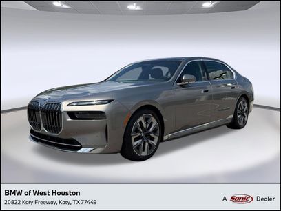 Used 2023 BMW i7 xDrive60 w/ Executive Package 2