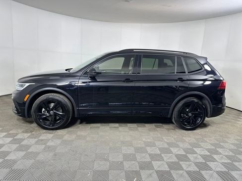 Used 2024 Volkswagen Tiguan SE R-Line image 6