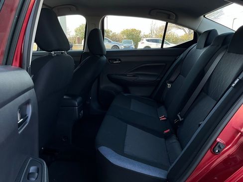 Used 2025 Nissan Versa SV image 11