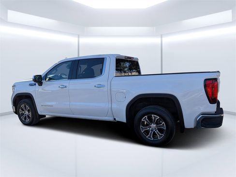 Used 2025 GMC Sierra 1500 SLT image 5