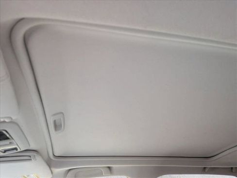 Used 2014 Subaru Forester 2.5i Touring image 12