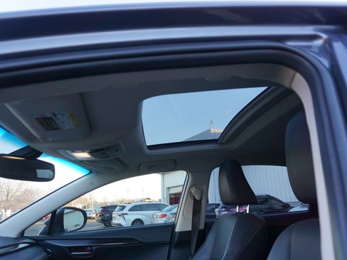 Used 2017 Lexus NX 300h AWD image 8