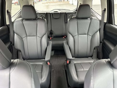 Certified 2025 Subaru Ascent Limited AWD/4WD image 14