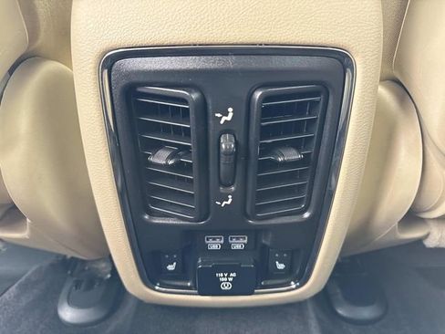 Used 2017 Dodge Durango Citadel w/ Technology Group AWD/4WD image 14