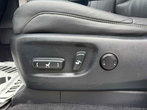 Used 2015 Lexus GX 460 image 28