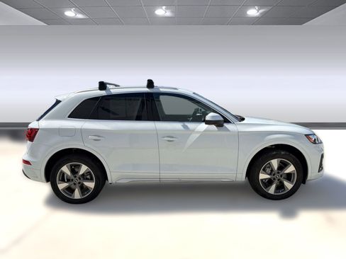 Used 2023 Audi Q5 2.0T Premium w/ Convenience Package AWD/4WD image 8