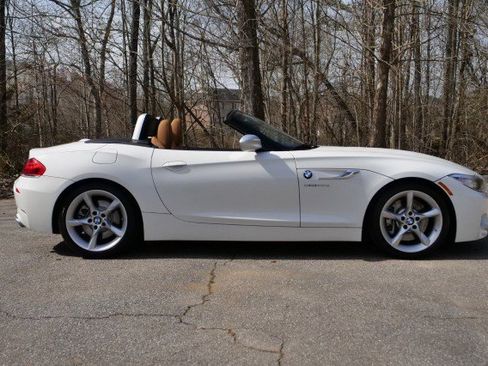 Used 2015 BMW Z4 sDrive35is image 47