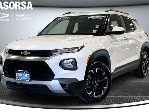 Certified 2023 Chevrolet TrailBlazer LT w/ Convenience Package image 1