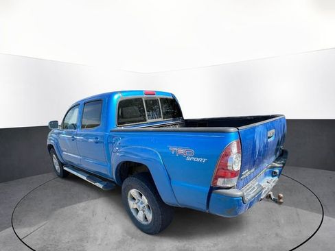 Used 2011 Toyota Tacoma 4x4 Double Cab w/ TRD Sport Pkg image 5