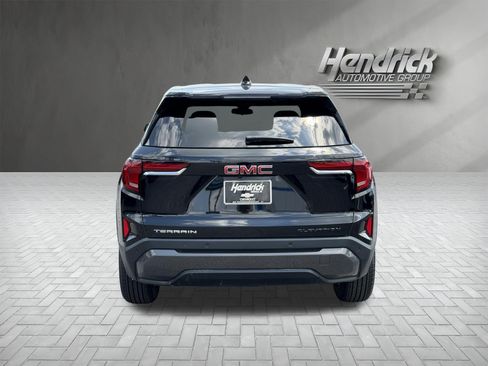 Used 2026 GMC Terrain Elevation FWD image 9