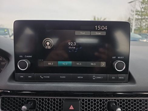 Used 2023 Honda Civic Sport image 15