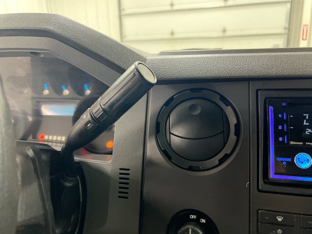 Used 2014 Ford F250 XL w/ Power Equipment Group AWD/4WD image 16