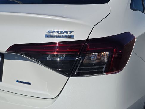 Certified 2025 Honda Civic Sport Touring image 8