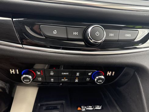 Used 2023 Buick Enclave Premium w/ Experience Buick Package image 27