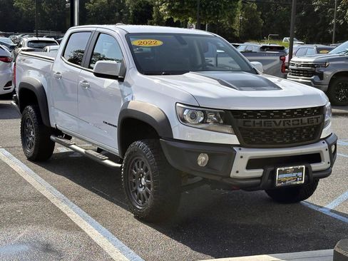 Used 2022 Chevrolet Colorado ZR2 w/ Colorado ZR2 Bison Edition AWD/4WD image 5