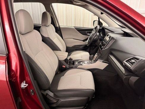 Used 2024 Subaru Forester Premium AWD/4WD image 25