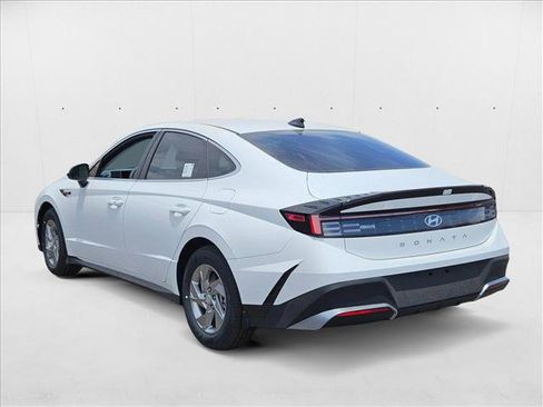 New 2025 Hyundai Sonata SE image 9