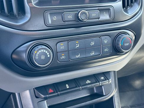 Used 2022 Chevrolet Colorado W/T w/ WT Convenience Package image 16