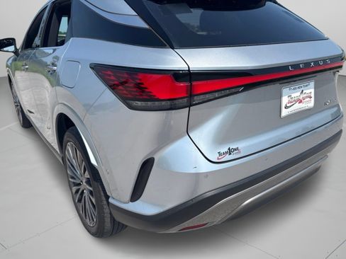 Used 2023 Lexus RX 350 FWD w/ Accessory Package (K3) image 34
