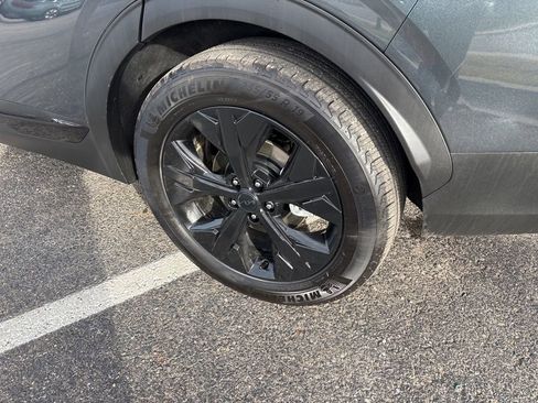 Used 2025 Kia Sportage X-Line image 10