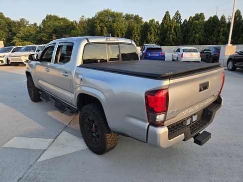 Used 2023 Toyota Tacoma SR AWD/4WD image 3