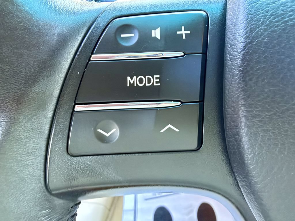 Used 2011 Lexus RX 350 2WD w/ Premium Pkg image 21