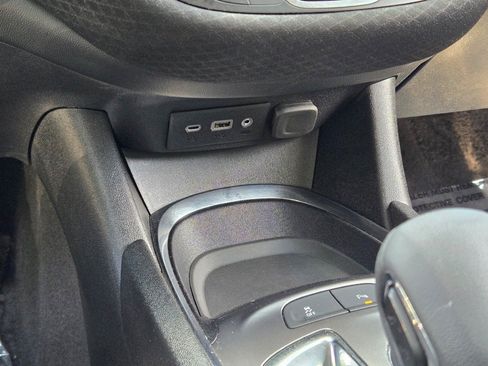 Certified 2025 Chevrolet Malibu LT FWD image 26