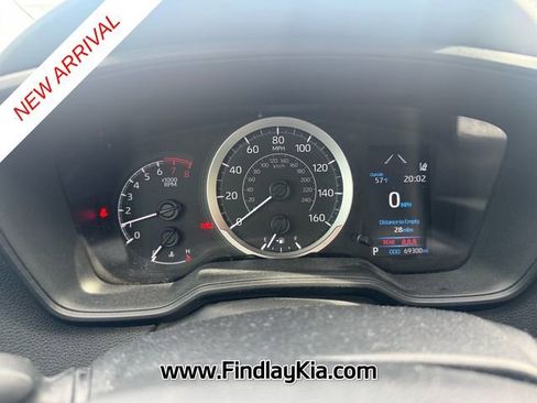 Used 2020 Toyota Corolla LE image 9