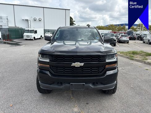 Used 2018 Chevrolet Silverado 1500 Custom w/ Custom Value Package AWD/4WD image 2