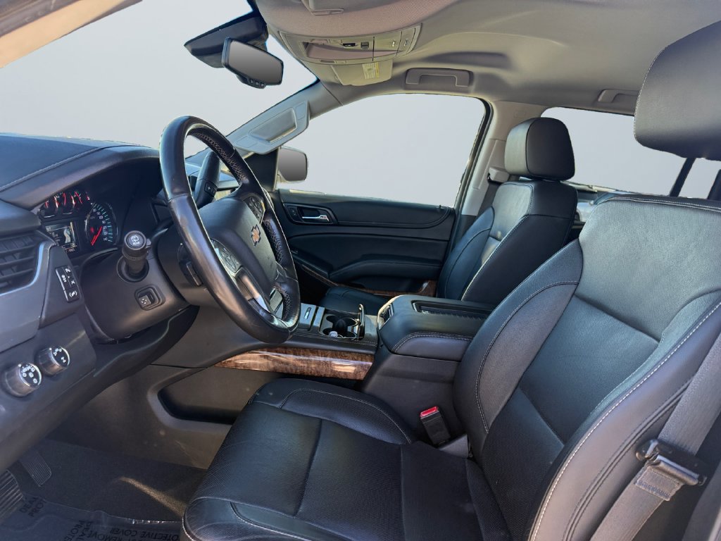 Used 2020 Chevrolet Suburban Premier AWD/4WD image 9