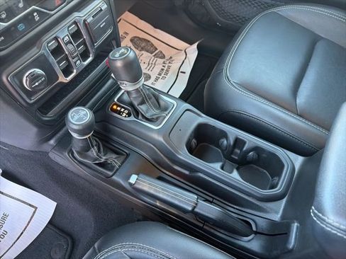 Used 2023 Jeep Wrangler Unlimited Sahara w/ Cold Weather Group image 29