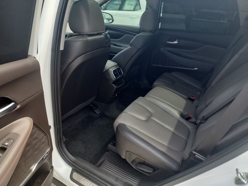 Used 2019 Hyundai Santa Fe FWD image 16