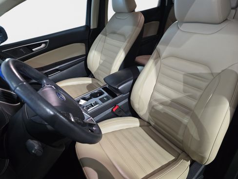 Used 2024 Ford Edge SEL w/ Convenience Package AWD/4WD image 12