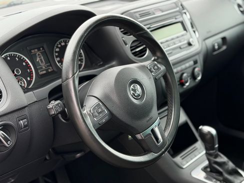 Used 2013 Volkswagen Tiguan S AWD/4WD image 5