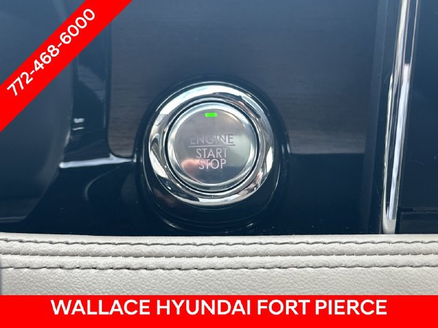 Used 2022 Lincoln Corsair Reserve w/ Equipment Group 201A FWD image 22