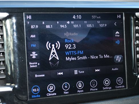 Used 2020 Chrysler Pacifica Touring-L w/ Advanced Safetytec Group image 40