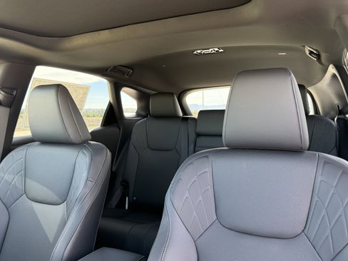 New 2026 Lexus RX 350 F Sport image 18