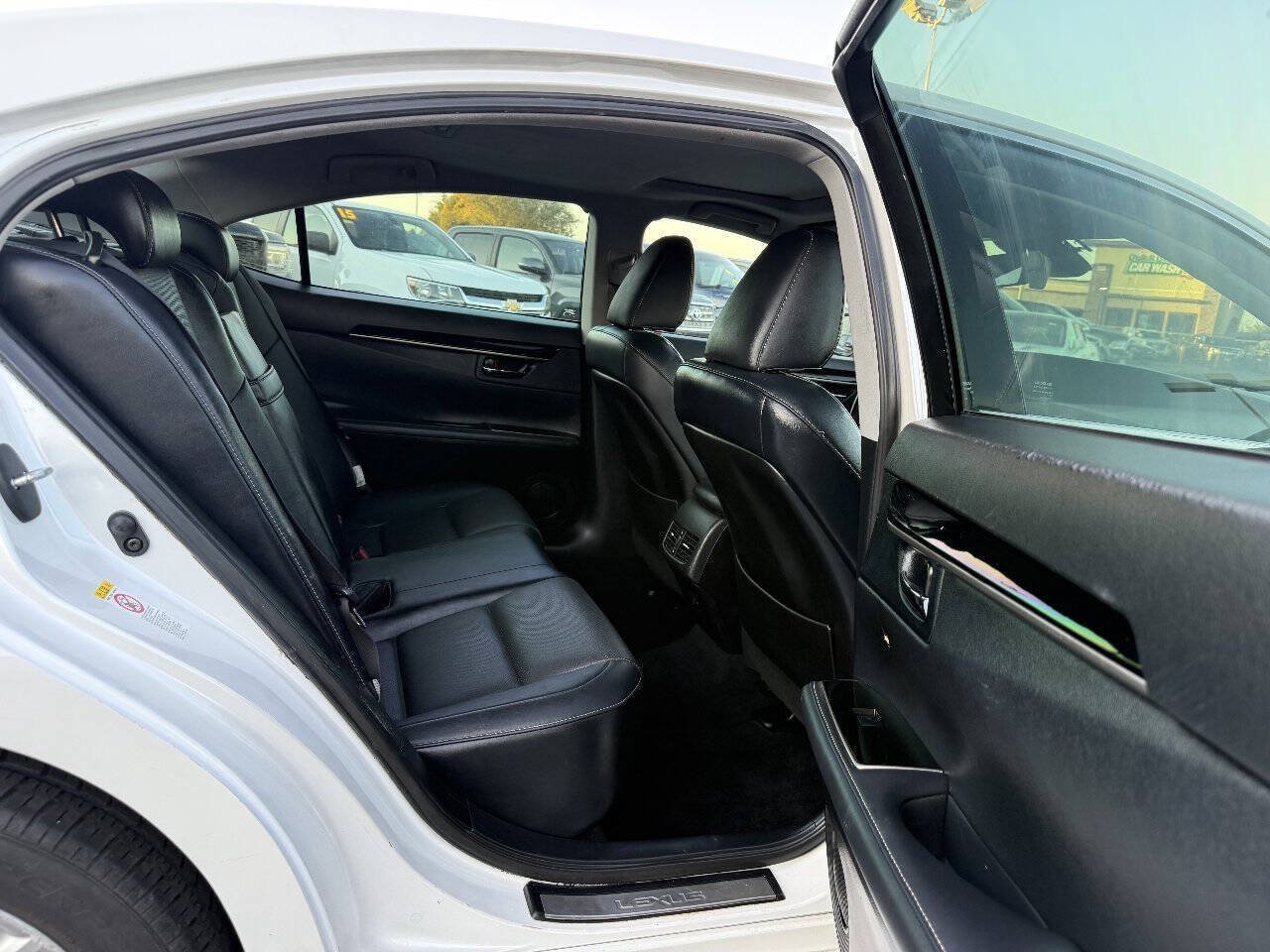 Used 2017 Lexus ES 350 FWD image 12