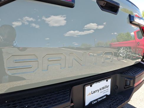 Used 2025 Hyundai Santa Cruz SE FWD image 26