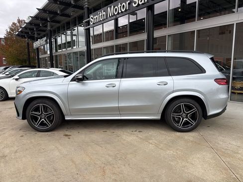 Certified 2025 Mercedes-Benz GLS 450 4MATIC image 5