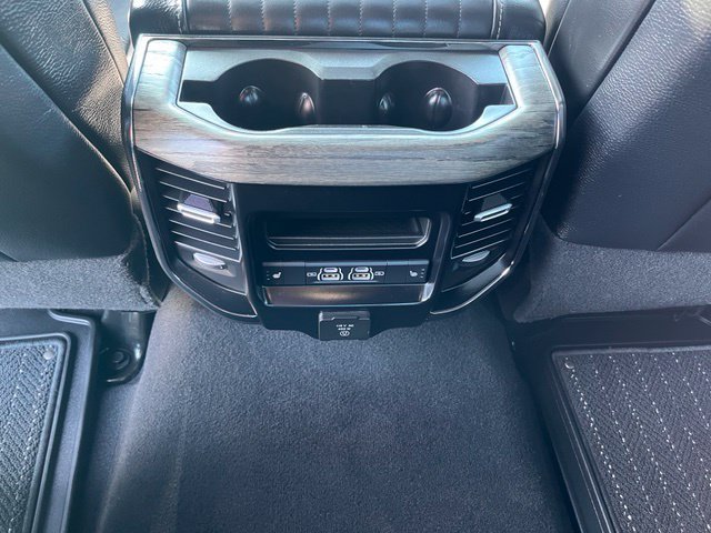 Used 2025 RAM 2500 Limited AWD/4WD image 40