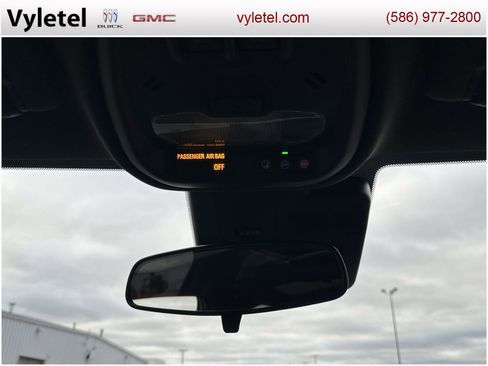 Used 2024 Buick Envista Sport Touring w/ Convenience I Package image 31