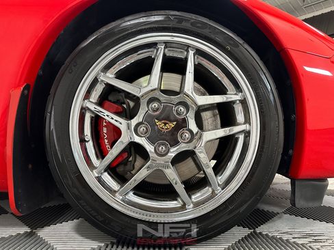 Used 2003 Chevrolet Corvette Z06 RWD image 16