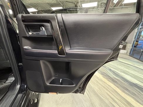 Used 2019 Toyota 4Runner TRD Off-Road Premium image 48