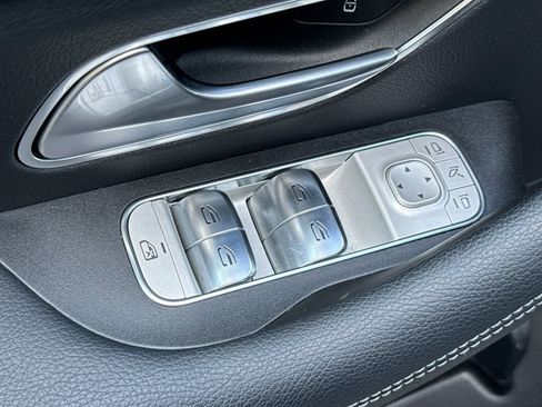 Certified 2025 Mercedes-Benz GLE 450 4MATIC image 12