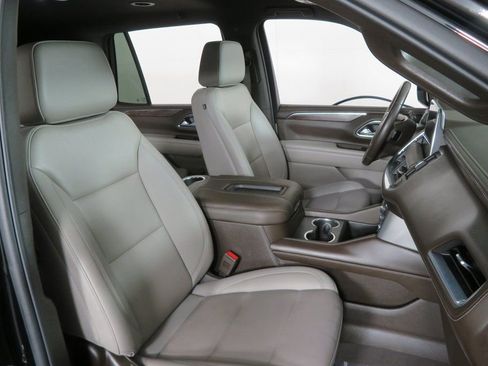 Used 2022 Chevrolet Tahoe LT AWD/4WD image 18