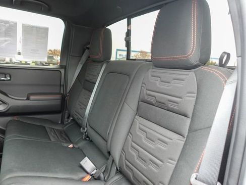 Used 2024 Nissan Frontier PRO-4X w/ Pro Convenience Package image 27