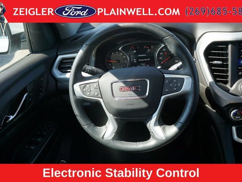 Used 2023 GMC Acadia SLT w/ Preferred Package AWD/4WD image 15