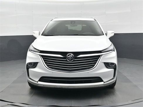 Used 2024 Buick Enclave Premium image 9