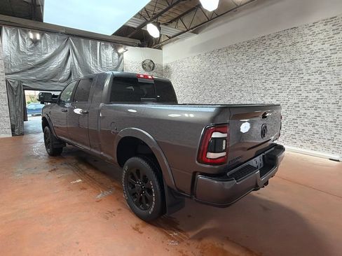 Used 2021 RAM 2500 Laramie w/ Night Edition AWD/4WD image 5